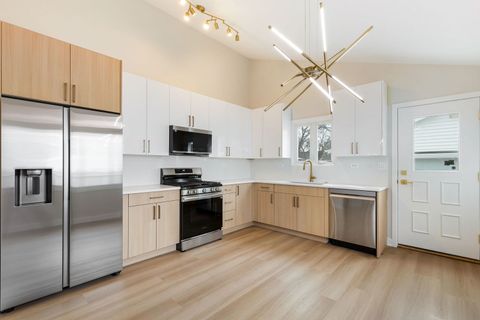 Tiny photo for 350 N Central Avenue, Wood Dale, IL 60191 (MLS # 12579162)