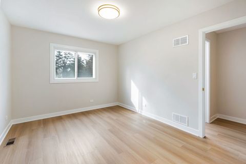 Tiny photo for 350 N Central Avenue, Wood Dale, IL 60191 (MLS # 12579162)