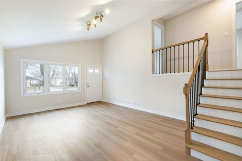 Tiny photo for 350 N Central Avenue, Wood Dale, IL 60191 (MLS # 12579162)