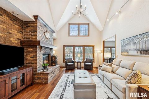 Tiny photo for 2960 265TH Street, De Witt, IA 52742 (MLS # QC4270081)