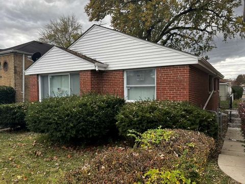 A home in Riverdale