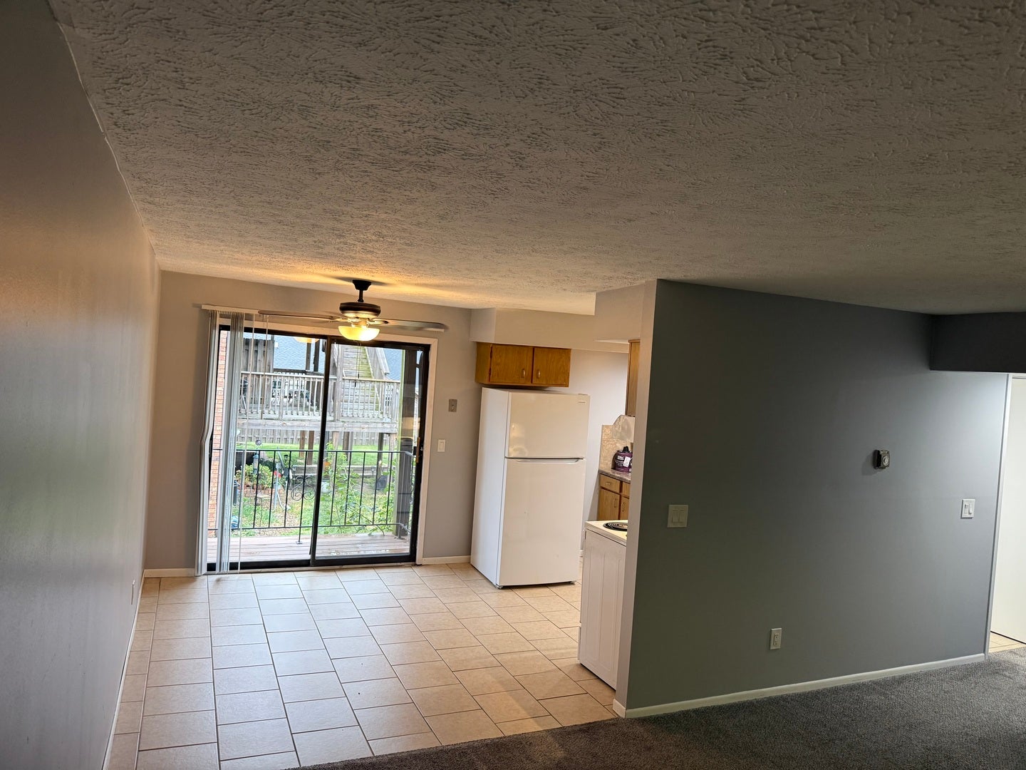 3405 Holiday Court 5
