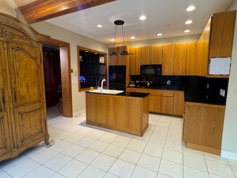 Tiny photo for 3309 S Lowe Avenue, Chicago, IL 60616 (MLS # 12699872)