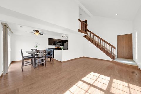 Tiny photo for 1390 N Knollwood Drive #1390, Palatine, IL 60067 (MLS # 12601626)