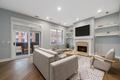 Tiny photo for 2905 N Halsted Street #201, Chicago, IL 60657 (MLS # 12525217)