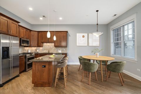 Tiny photo for 2905 N Halsted Street #201, Chicago, IL 60657 (MLS # 12525217)