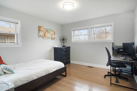 Tiny photo for 702 W Lonnquist Boulevard, Mount Prospect, IL 60056 (MLS # 12594493)