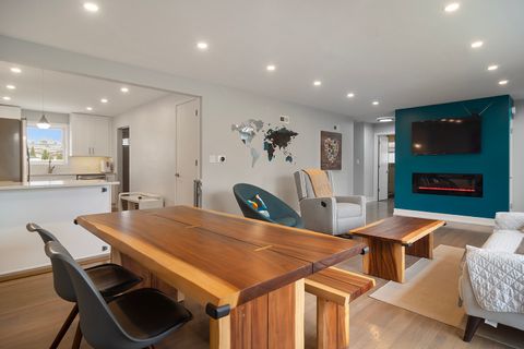 Tiny photo for 702 W Lonnquist Boulevard, Mount Prospect, IL 60056 (MLS # 12594493)