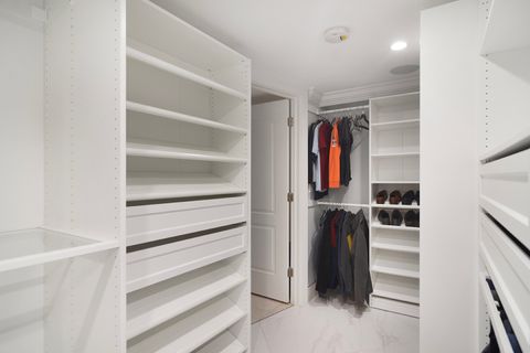 Tiny photo for 702 W Lonnquist Boulevard, Mount Prospect, IL 60056 (MLS # 12594493)