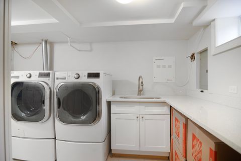 Tiny photo for 702 W Lonnquist Boulevard, Mount Prospect, IL 60056 (MLS # 12594493)