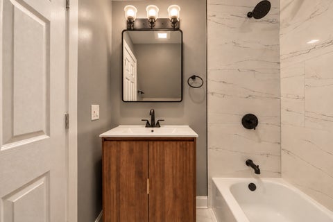 Tiny photo for 1217 N Mason Avenue, Chicago, IL 60651 (MLS # 12777454)