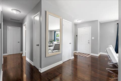 Tiny photo for 22 Forest Lane, Elk Grove Village, IL 60007 (MLS # 12699196)
