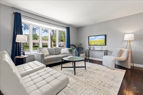 Tiny photo for 22 Forest Lane, Elk Grove Village, IL 60007 (MLS # 12699196)