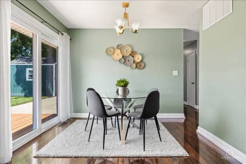 Tiny photo for 22 Forest Lane, Elk Grove Village, IL 60007 (MLS # 12699196)