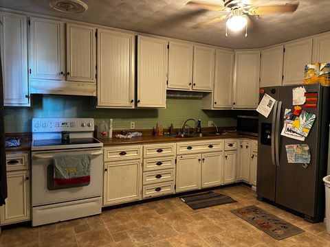 Tiny photo for 1502 S Pine Street, Centralia, IL 62801 (MLS # 12550633)