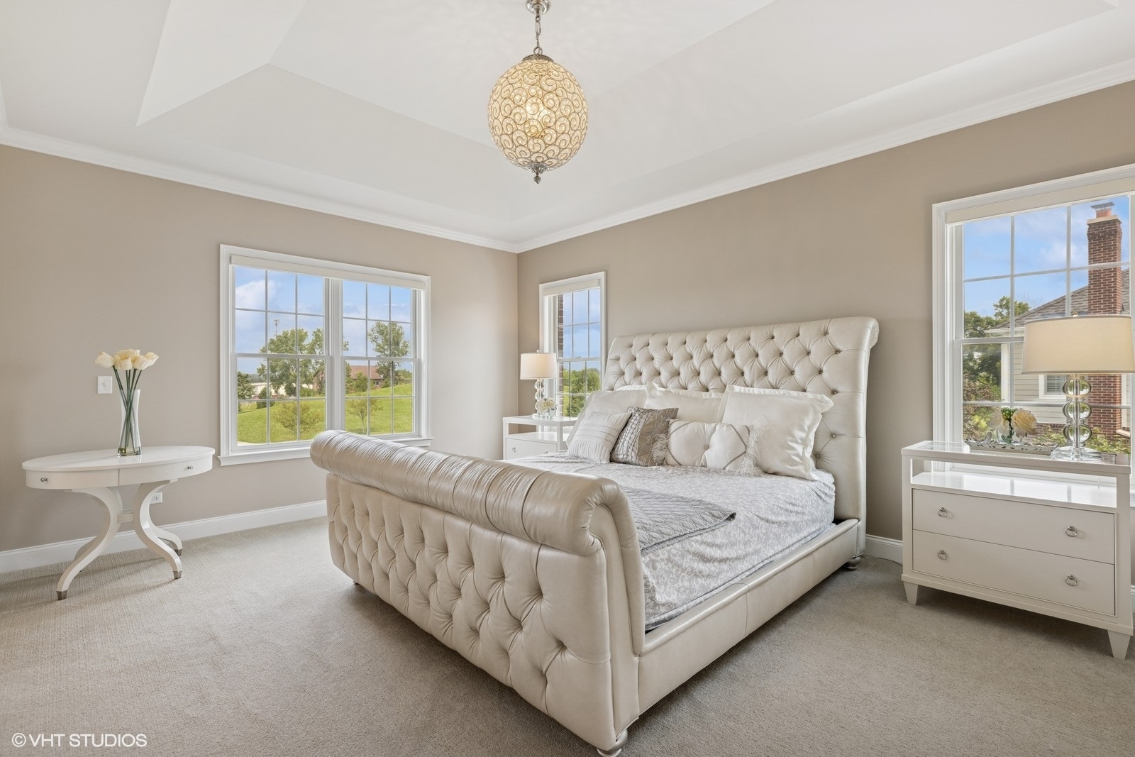 South Barrington, Illinois 60010, United States, 4 Bedrooms Bedrooms, ,6 BathroomsBathrooms,Residential,Active,245314