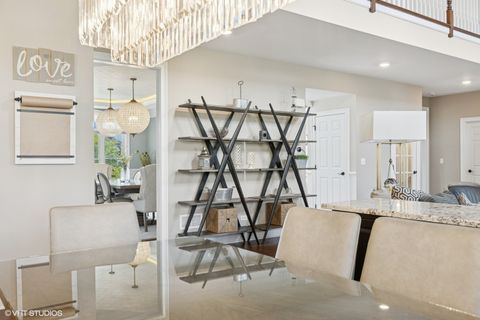 Tiny photo for 28 Shenandoah Circle, South Barrington, IL 60010 (MLS # 12520153)