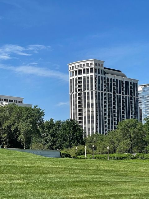 Photo of 233 E 13TH Street #1708, Chicago, IL 60605 (MLS # 12623611)