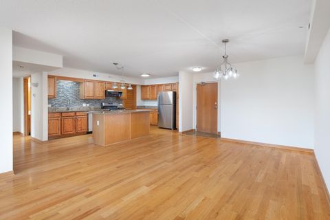 Tiny photo for 2020 Saint Regis Drive #509, Lombard, IL 60148 (MLS # 12479755)