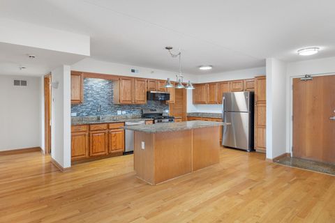 Tiny photo for 2020 Saint Regis Drive #509, Lombard, IL 60148 (MLS # 12479755)