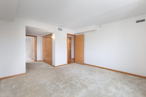 Tiny photo for 2020 Saint Regis Drive #509, Lombard, IL 60148 (MLS # 12479755)