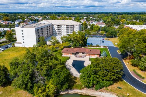 Tiny photo for 2020 Saint Regis Drive #509, Lombard, IL 60148 (MLS # 12479755)
