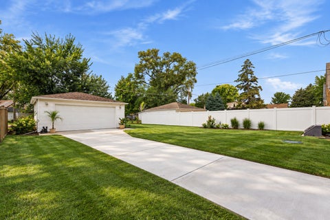 Tiny photo for 3226 Grand Boulevard, Brookfield, IL 60513 (MLS # 12772763)