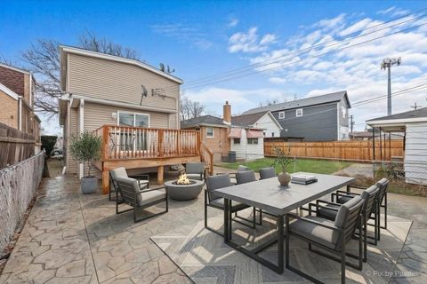 Tiny photo for 5252 N Mulligan Avenue, Chicago, IL 60630 (MLS # 12612167)