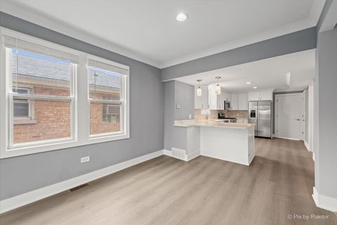 Tiny photo for 5252 N Mulligan Avenue, Chicago, IL 60630 (MLS # 12612167)