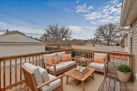 Tiny photo for 5252 N Mulligan Avenue, Chicago, IL 60630 (MLS # 12612167)