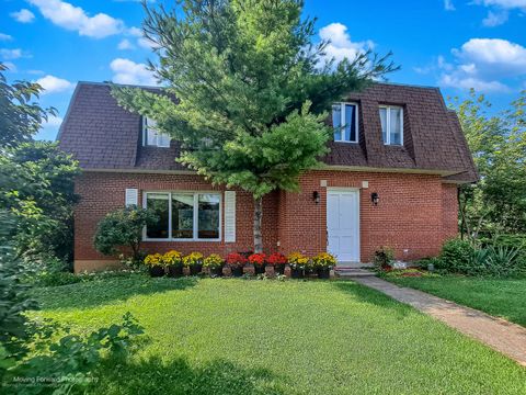 8428 Creekside Lane Darien IL 60561