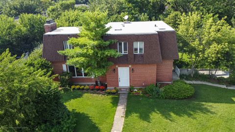 Tiny photo for 8428 Creekside Lane, Darien, IL 60561 (MLS # 12491746)