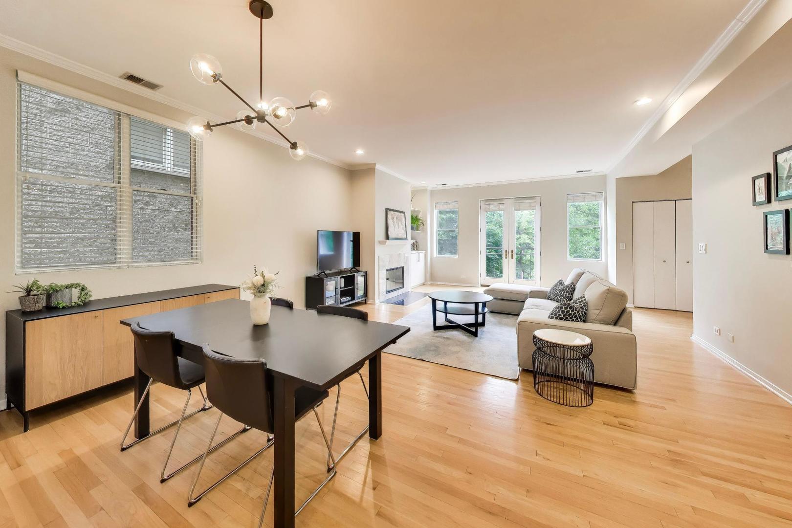 844 W Diversey Parkway 3E