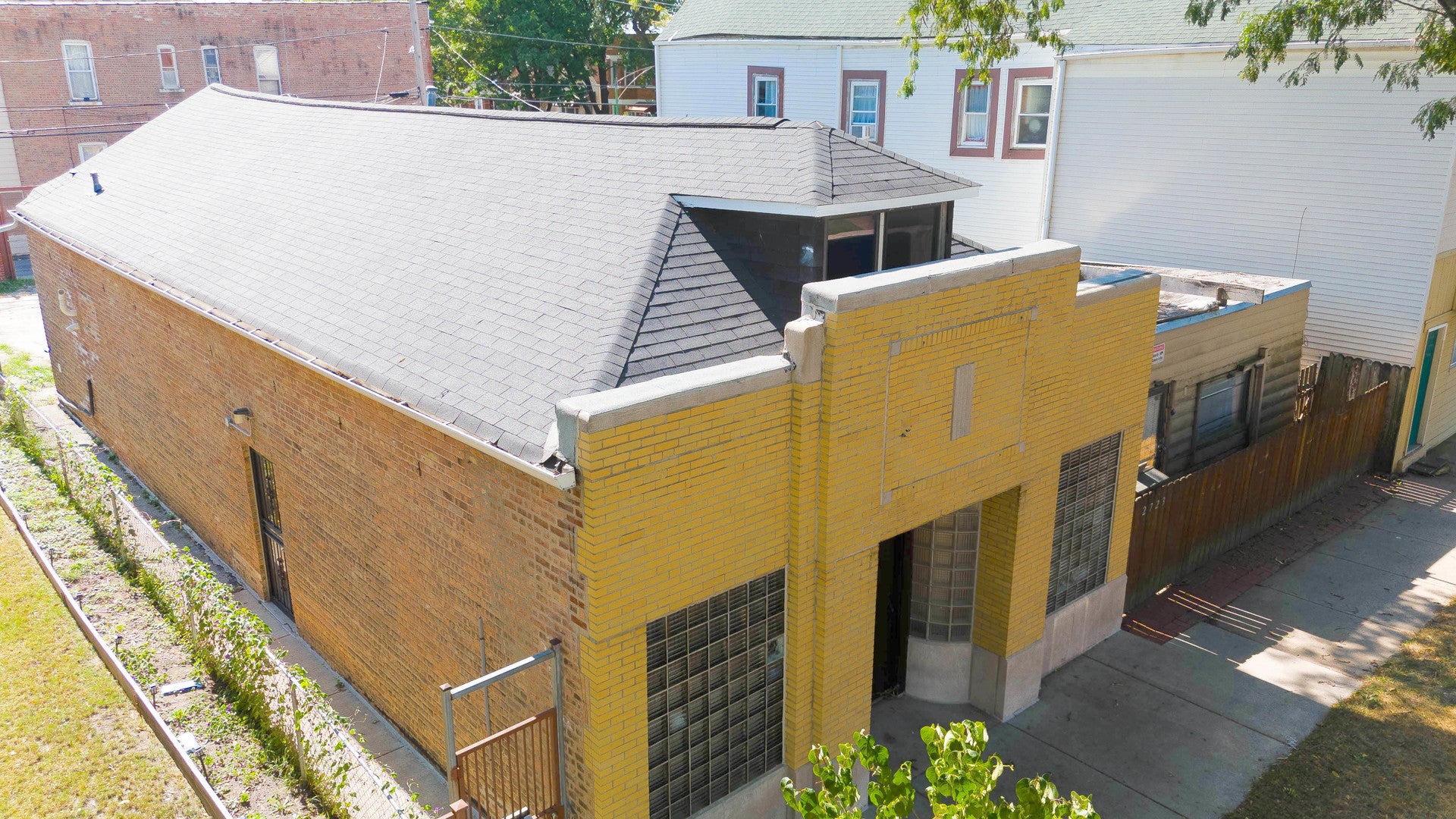 2719 W Pope John Paul II Drive