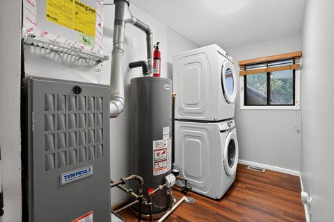 Tiny photo for 154 Abbeywood Circle, Streamwood, IL 60107 (MLS # 12524735)