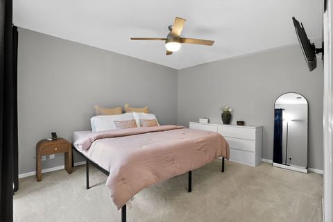 Tiny photo for 154 Abbeywood Circle, Streamwood, IL 60107 (MLS # 12524735)