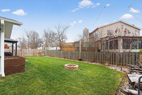 Tiny photo for 154 Abbeywood Circle, Streamwood, IL 60107 (MLS # 12524735)