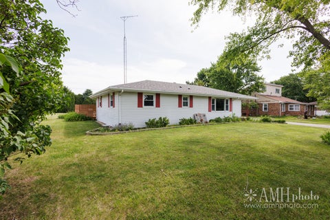 Tiny photo for 2075 W State Route 102, Bourbonnais, IL 60914 (MLS # 12664373)