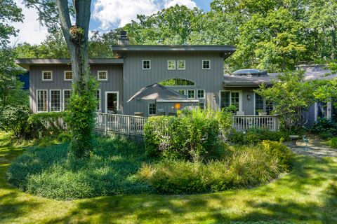 Tiny photo for 2635 Crestwood Lane, Riverwoods, IL 60015 (MLS # 12461888)
