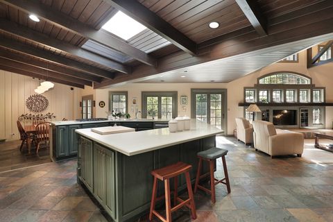 Tiny photo for 2635 Crestwood Lane, Riverwoods, IL 60015 (MLS # 12461888)