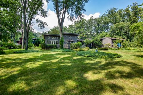 Tiny photo for 2635 Crestwood Lane, Riverwoods, IL 60015 (MLS # 12461888)