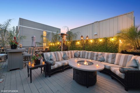 Tiny photo for 101 W Superior Street #1204, Chicago, IL 60611 (MLS # 12419491)