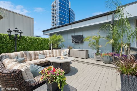 Tiny photo for 101 W Superior Street #1204, Chicago, IL 60611 (MLS # 12419491)