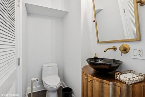 Tiny photo for 101 W Superior Street #1204, Chicago, IL 60611 (MLS # 12419491)