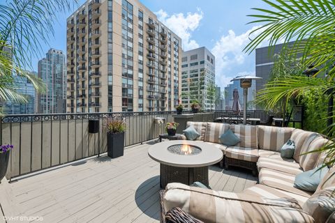 Tiny photo for 101 W Superior Street #1204, Chicago, IL 60611 (MLS # 12419491)