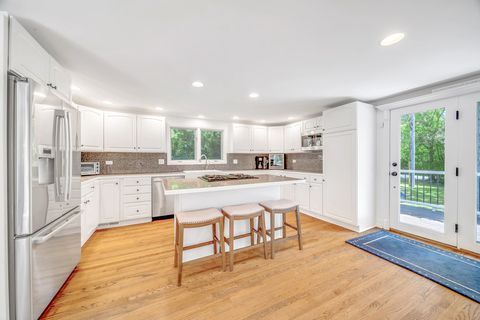 Tiny photo for 7900 W 127TH Street, Palos Park, IL 60464 (MLS # 12426422)