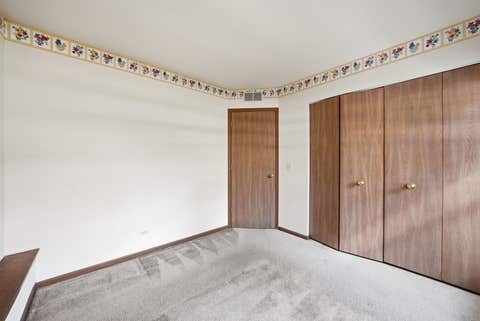 Tiny photo for 864 N Shady Oaks Drive #864, Elgin, IL 60120 (MLS # 12718684)