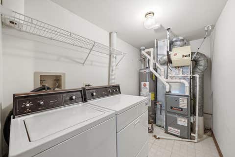 Tiny photo for 864 N Shady Oaks Drive #864, Elgin, IL 60120 (MLS # 12718684)