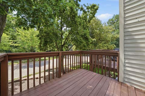 Tiny photo for 864 N Shady Oaks Drive #864, Elgin, IL 60120 (MLS # 12718684)
