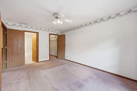 Tiny photo for 864 N Shady Oaks Drive #864, Elgin, IL 60120 (MLS # 12718684)